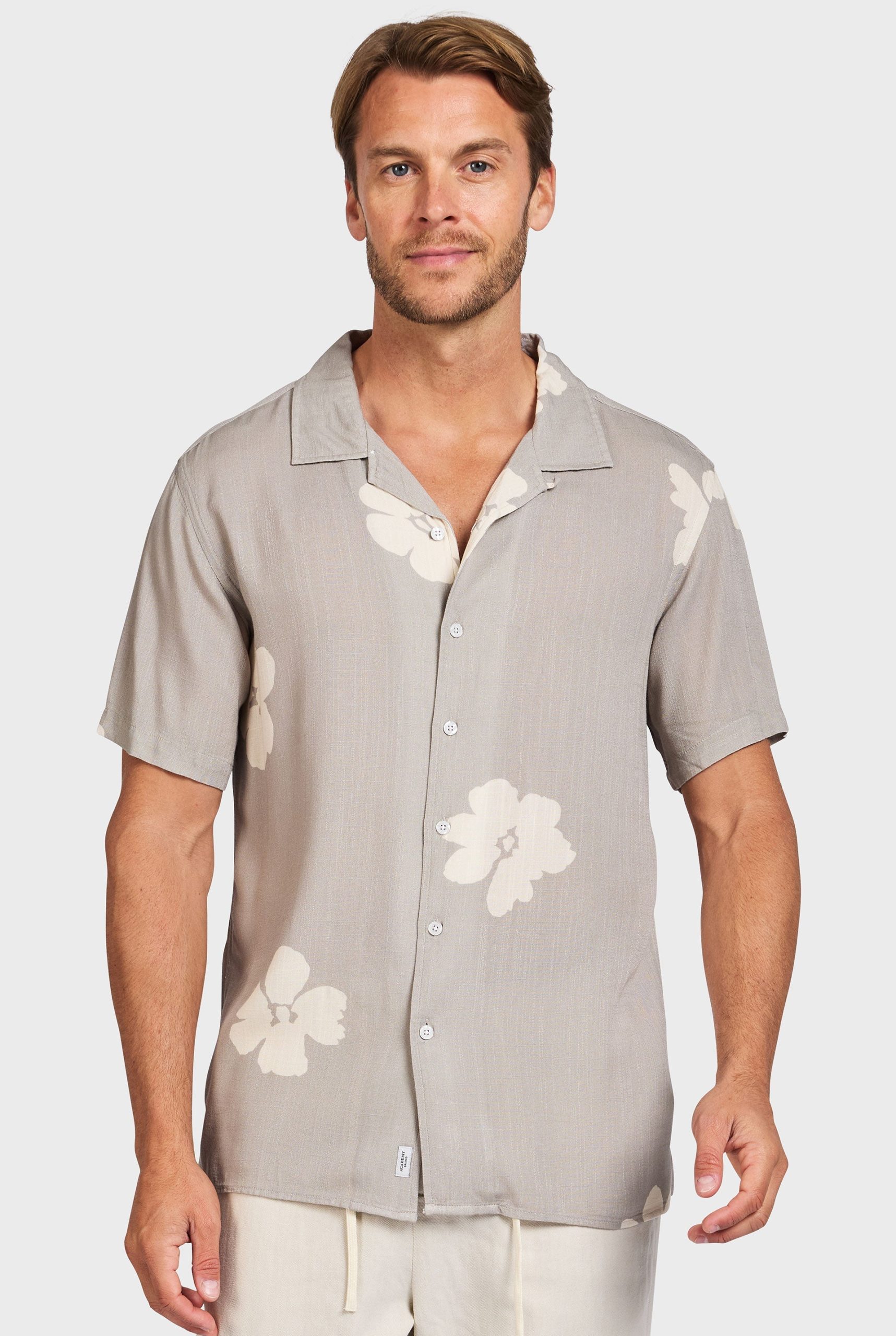 Bronson Short Sleeve Shirt - Image 2