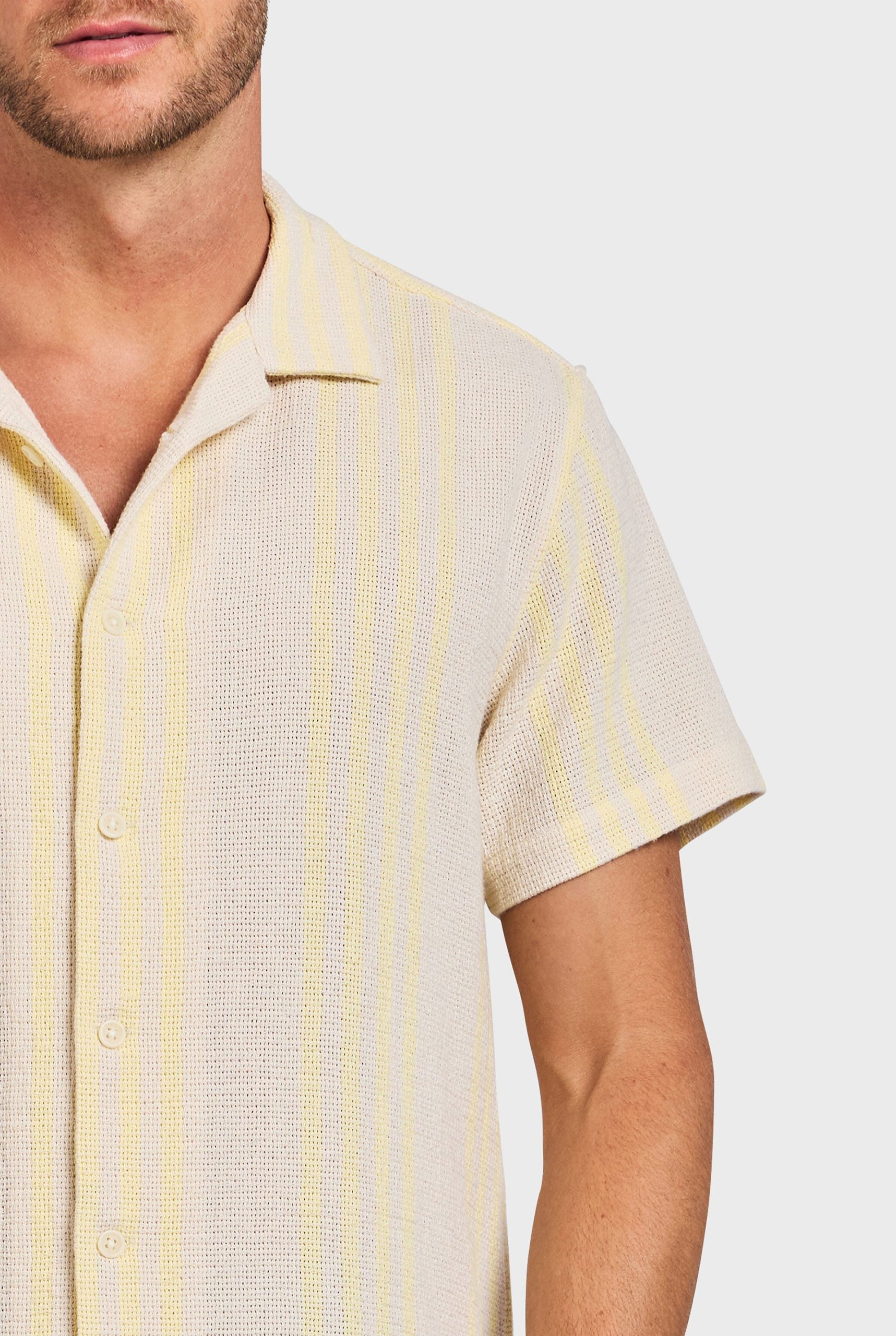 Garcia Short Sleeve Shirt - Image 4