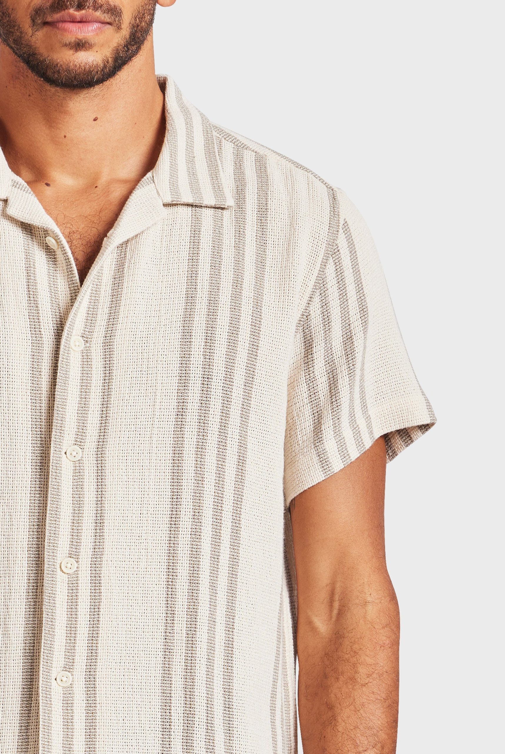 Garcia Short Sleeve Shirt - Image 4
