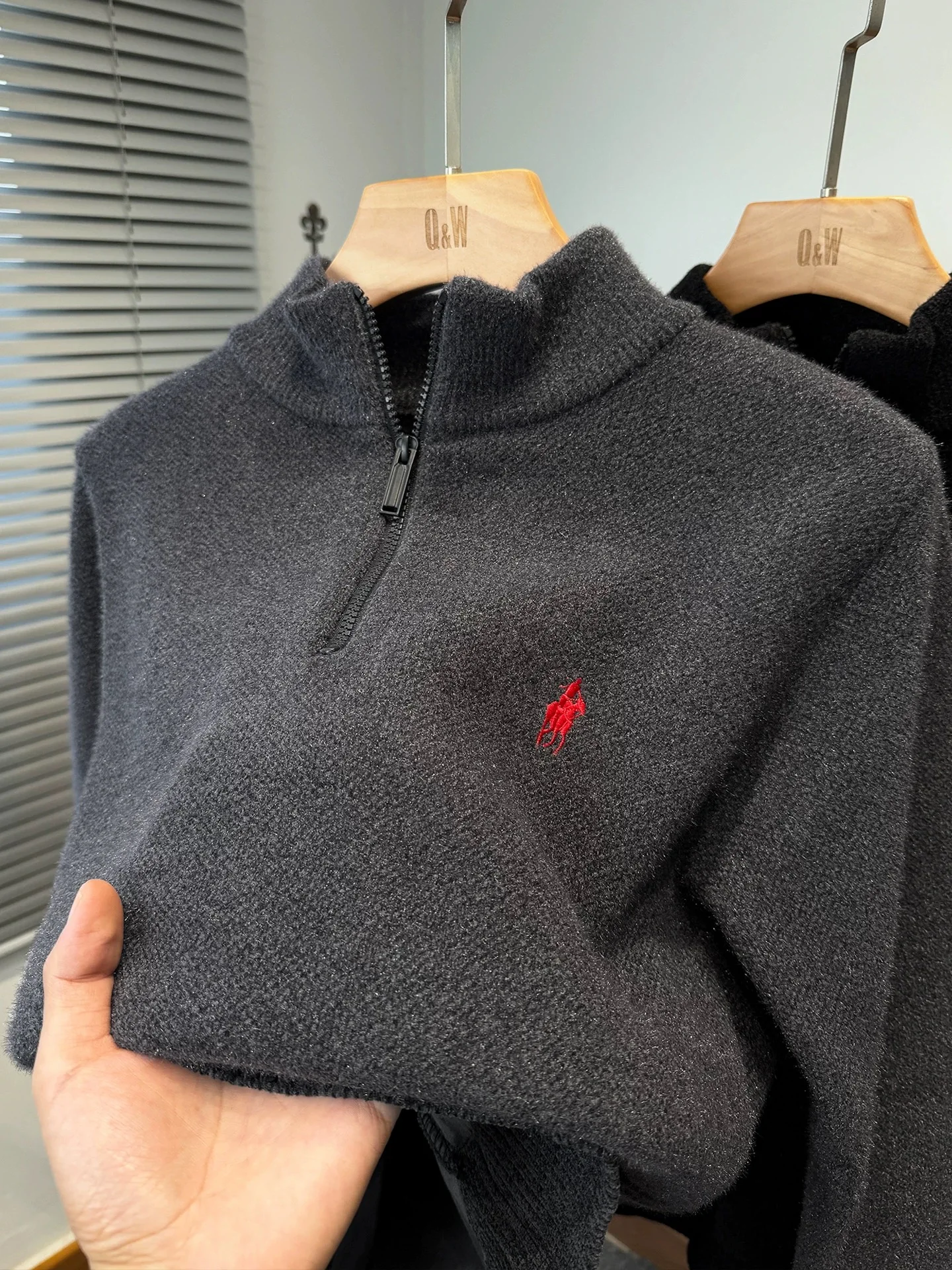 Luxury brand zipper semi high neck sweater men's high-end fashion ponytail golf embroidery winter new velvet warm knit pullover - Image 7